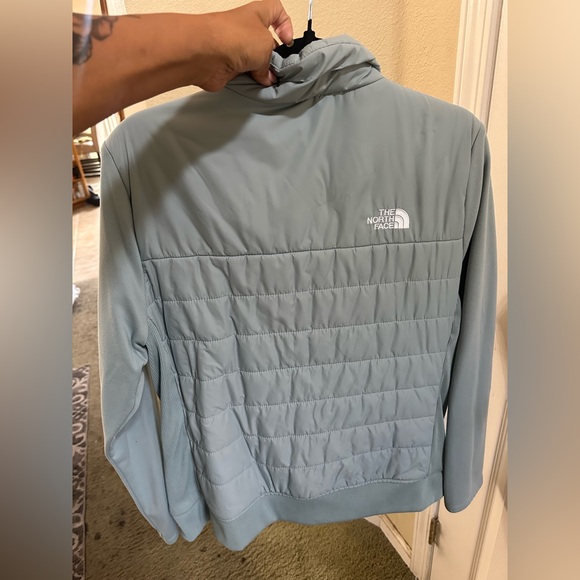 The North Face Women's Jacket - Picture 10 of 11